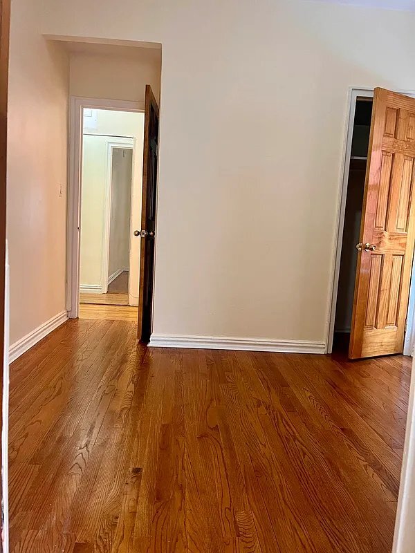 30-06 29th St Unit 2R