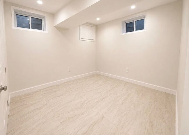 1121 Lenox Rd Unit Bsmt