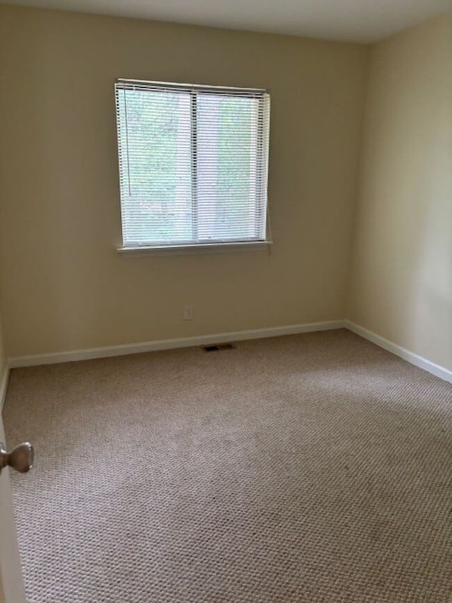 Photo - 2420 Stadium Dr