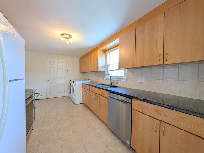 Photo - 7 Patrick St Unit 2