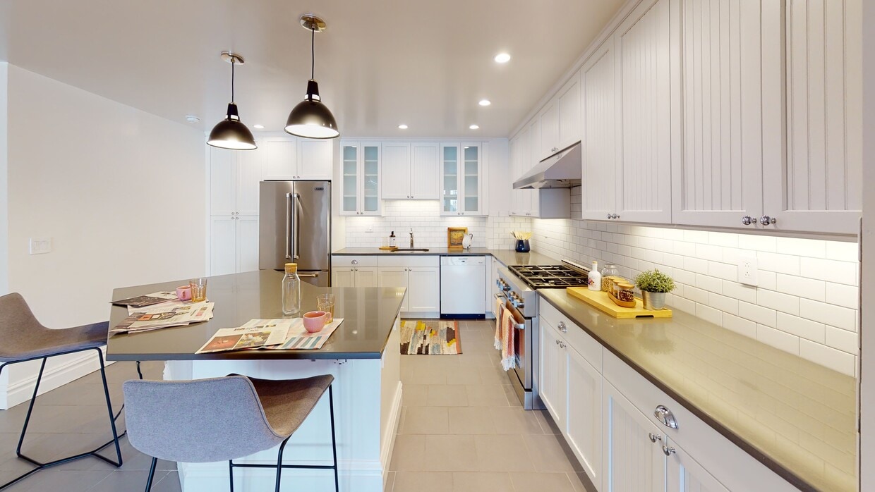 Photo - Touraine Apartments