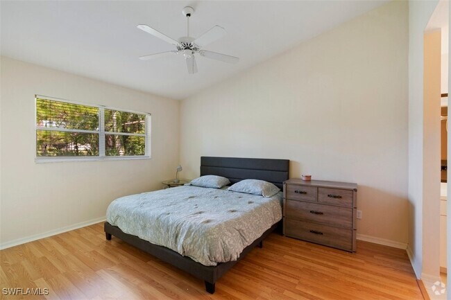 Building Photo - 627 St Andrews Blvd Rental