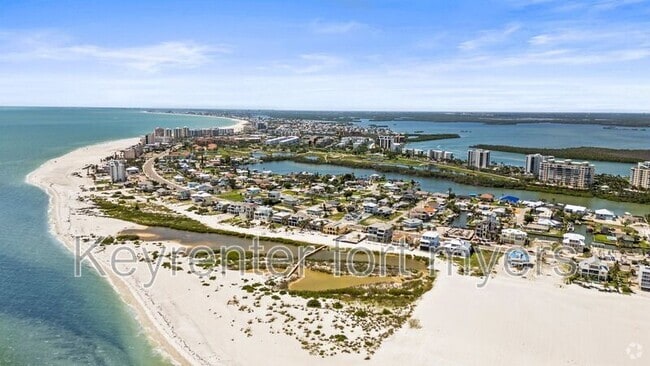 Building Photo - 8003 Buccaneer Dr Rental