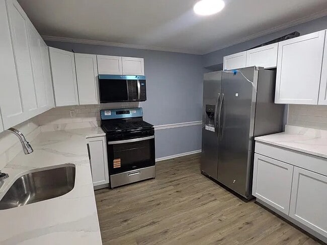 Photo - 214 N Lincoln St