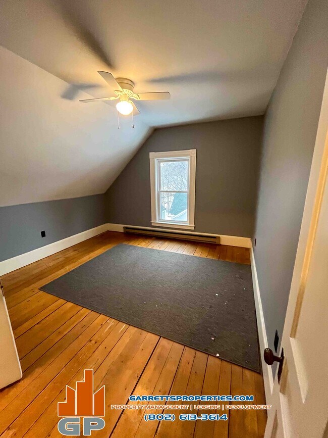 Building Photo - 24 Steeple Pl Unit 4