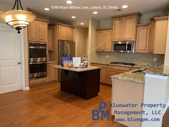 4-bedroom, 2.5-bathroom For Rent