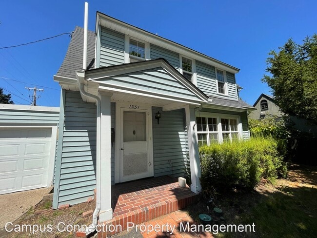 Photo - 4 br, 2 bath House - 1257 E. 19th Ave
