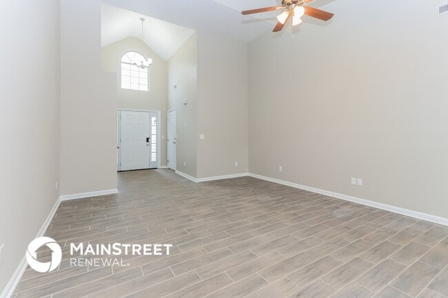 Photo - 330 Fallview Dr