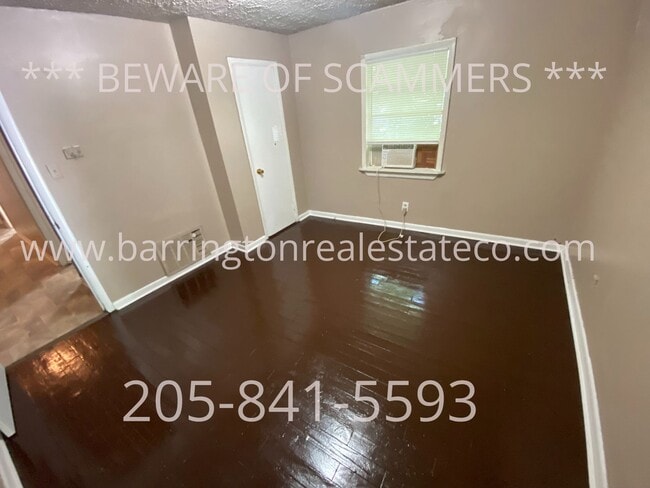 Photo - 125 Jerry Coleman St