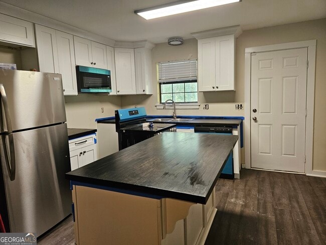 Photo - 306 Steppingstone Ct