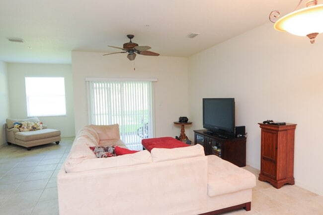 Photo - 3499 Parkridge Cir
