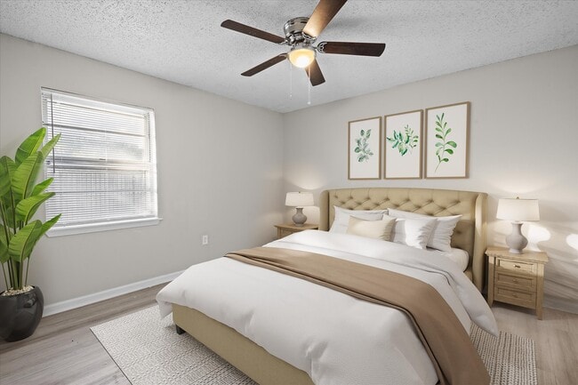 Building Photo - Main Street Villas Rental