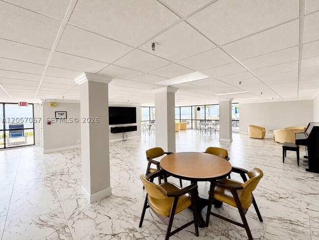 3221 S Ocean Blvd Unit 608