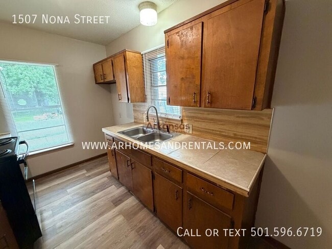 Photo - 1507 Nona St