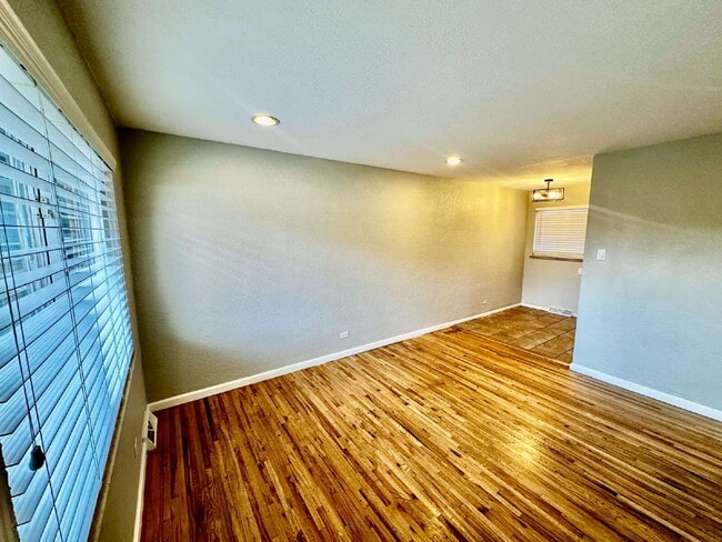 Photo - Cozy Home in Sunnyside!