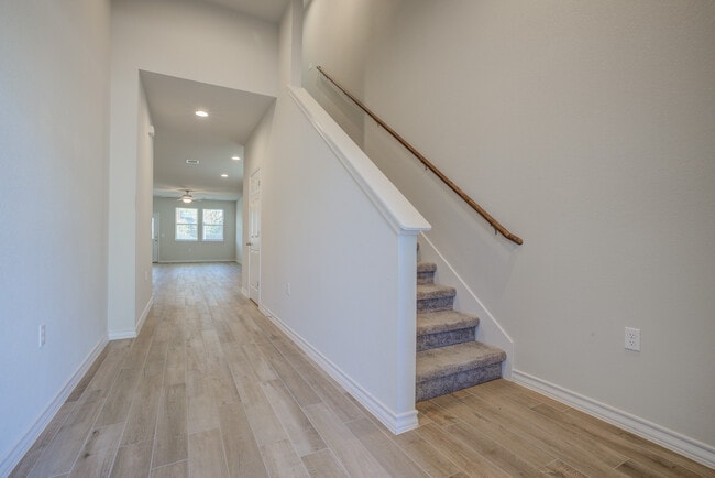 Entrance - 1602 Denesa Dr