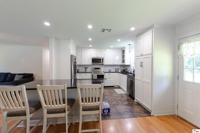Photo - 4035 Tisdale Rd