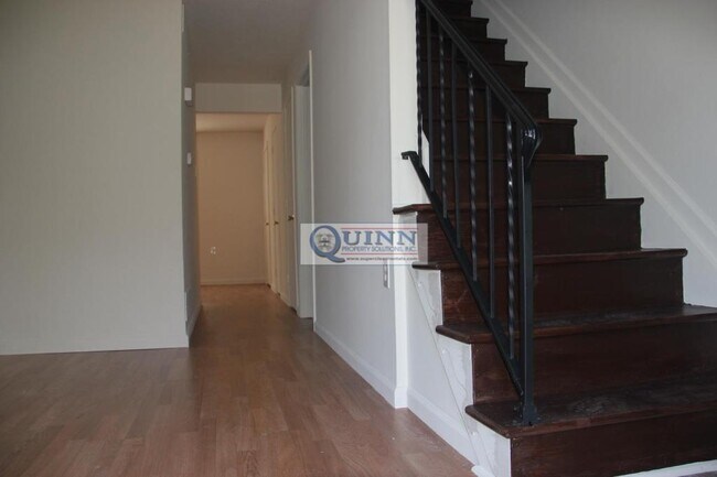 Photo - 129 E Village Rd