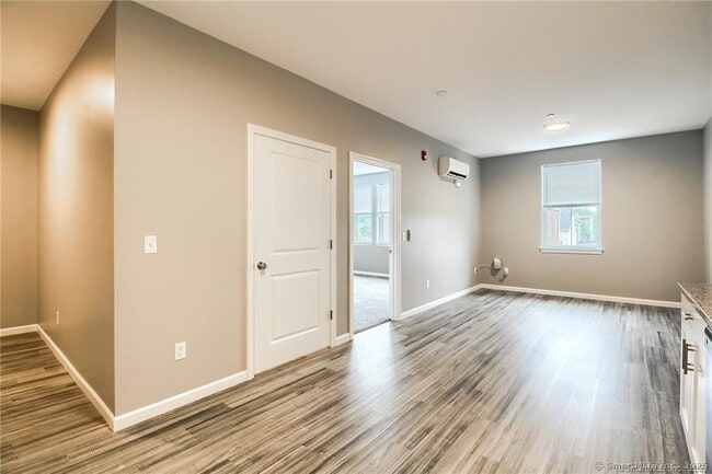 Photo - 9 Steele Blvd Unit 204