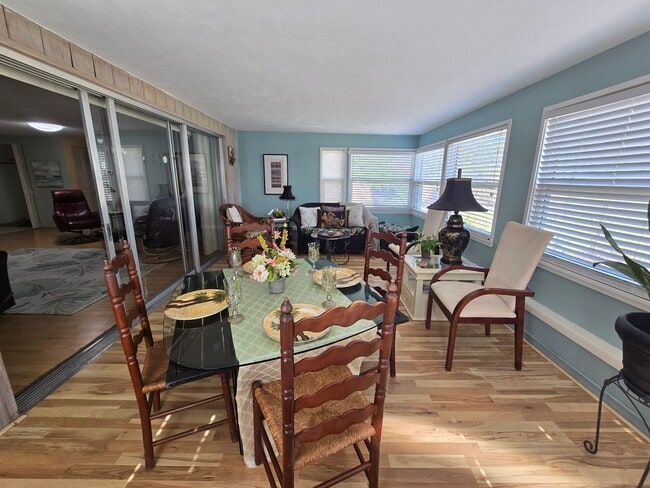 Photo - Fully Furnished 2BR/1BA Gulf Gate Rental ~ Flexible 6 month lease option