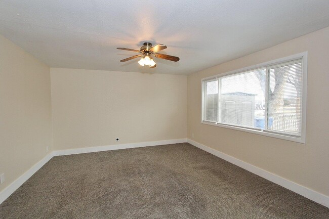 Photo - 321 West Blvd. New Plymouth