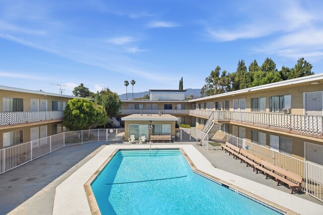 Foothill Suites