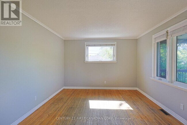 Photo - 1218 Hamilton Rd