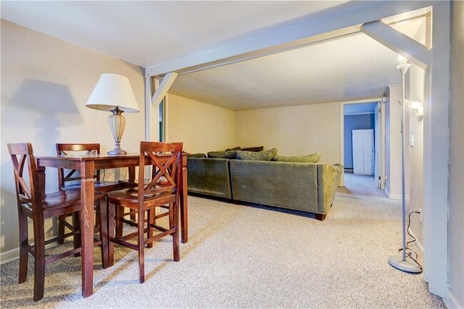 Photo - 195 Harvard St Unidad 3