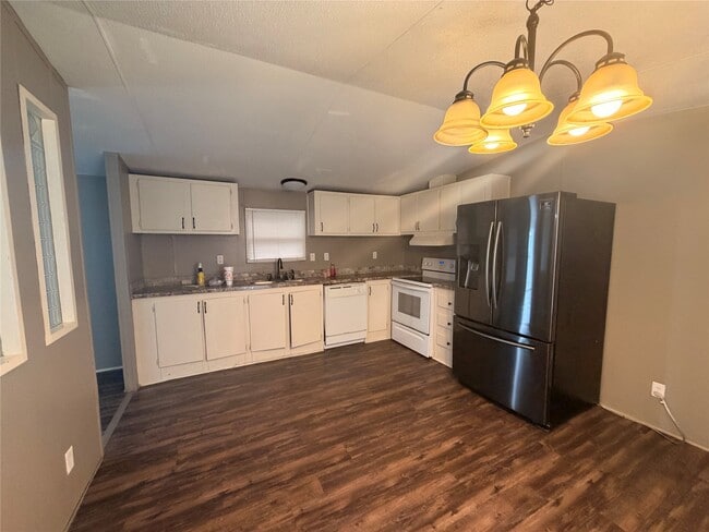 Photo - 2021 N Battlebell Rd