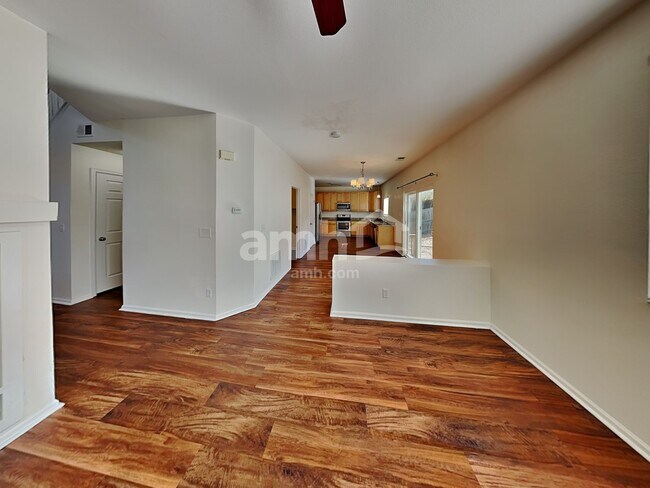 Photo - 2435 S Gibralter Way