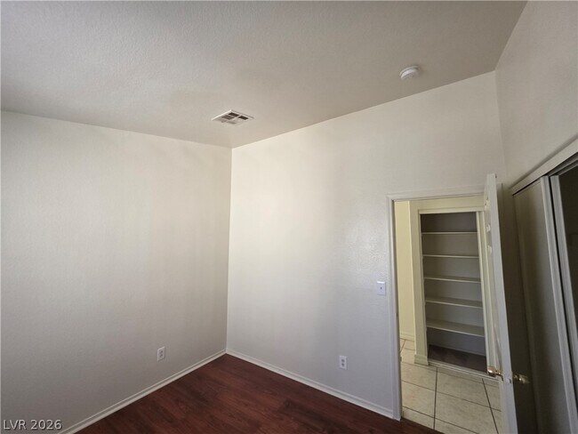 6119 Magic Mesa St
