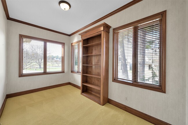 Photo - 28 Waters Edge St