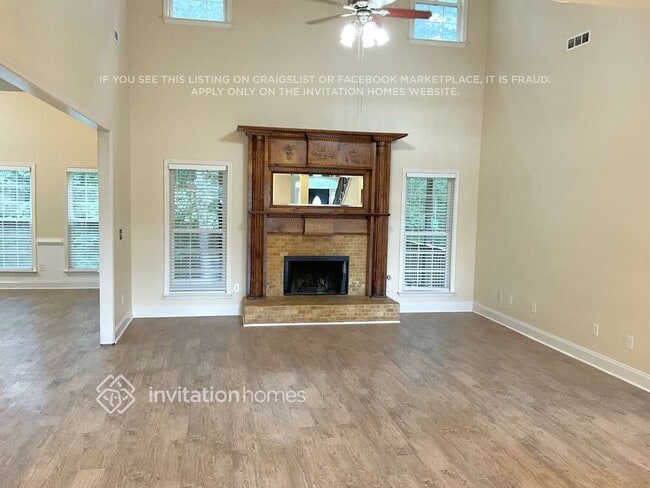 Photo - 152 Chamlee Way