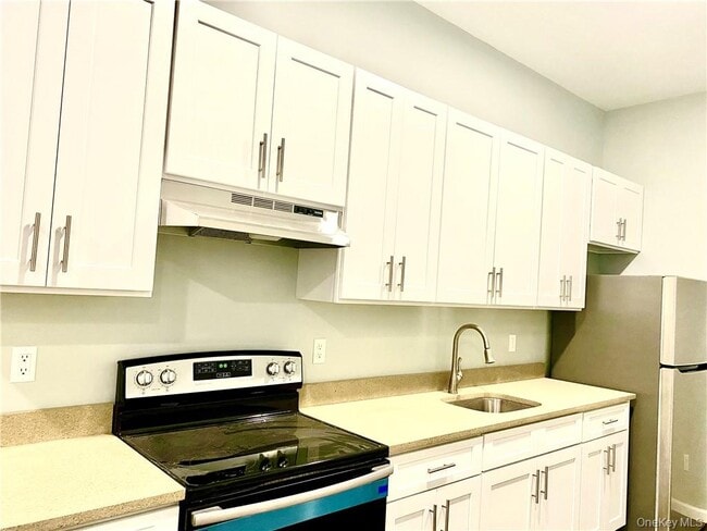 Building Photo - 59-61-61 North St Unit 2C Rental