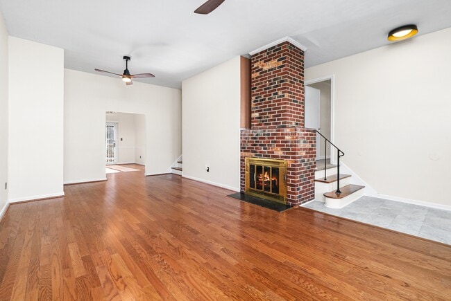 Photo - 38 Sacramento Dr