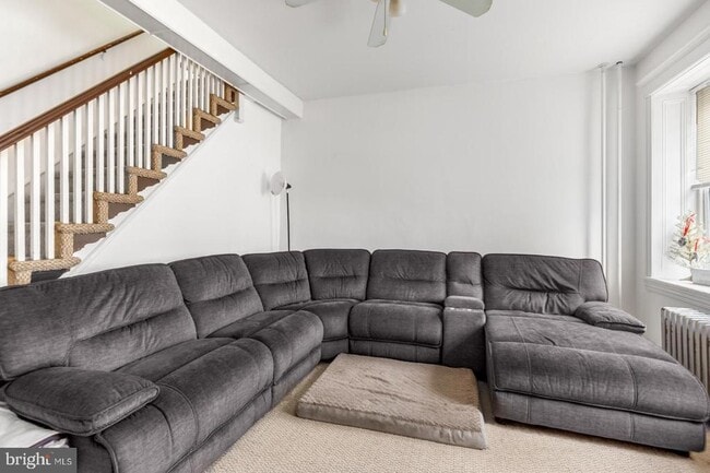 Photo - 218 Grape St