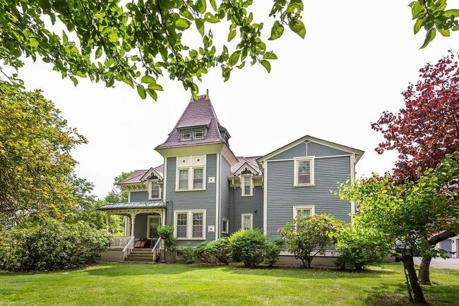 Photo - 249 County St Unit 2