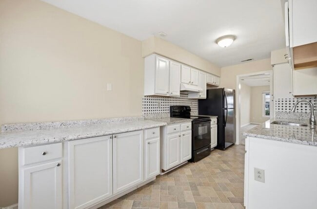 Photo - 5531 Old Guard Crescent