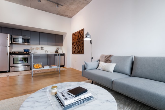 Photo - 1230 N Ashland Ave Unit 20