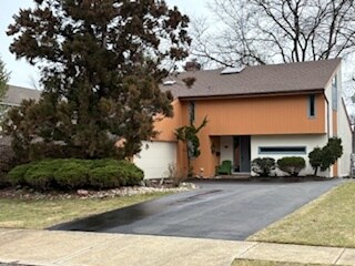 Photo - 3034 W Whitehall St