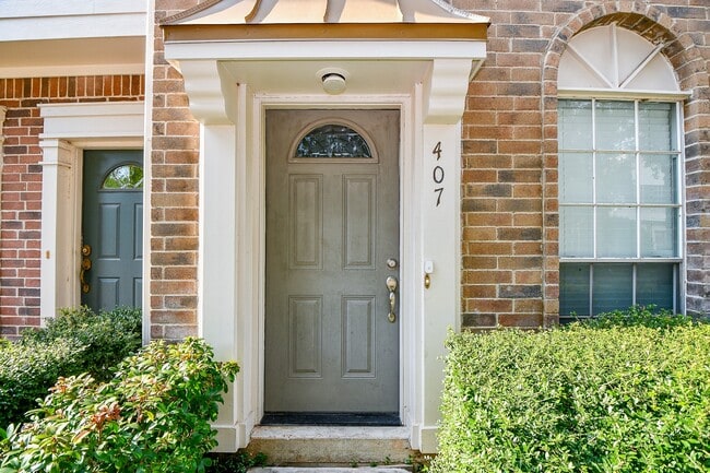 Photo - 2930 Grants Lake Blvd Unit 407