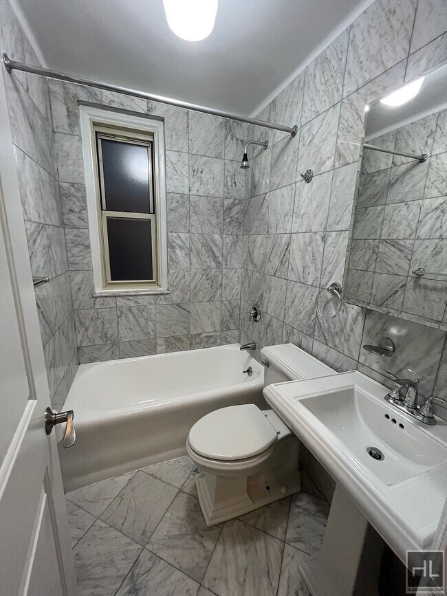 Photo - EAST 10 STREET Unit 9F