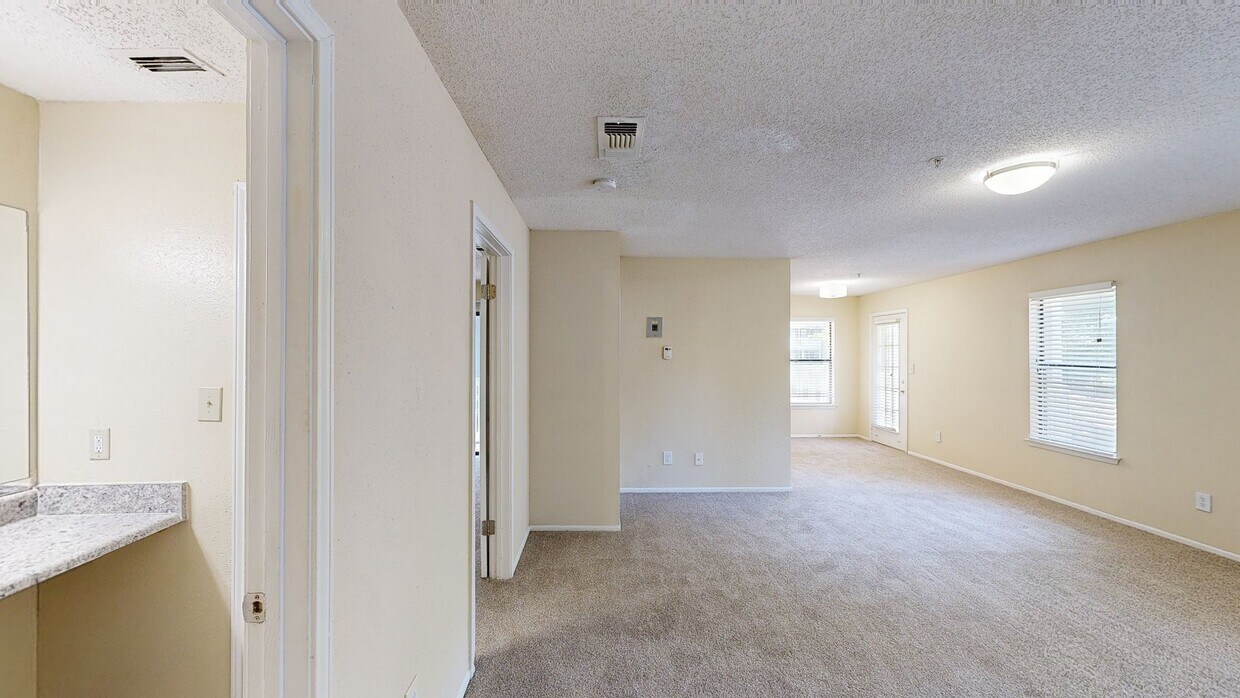 Photo - The 1800 at Barrett Lakes Apartments