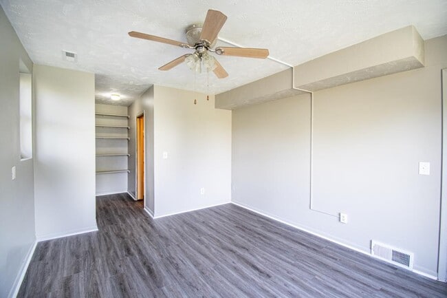 Photo - 1220 Hillcrest Dr