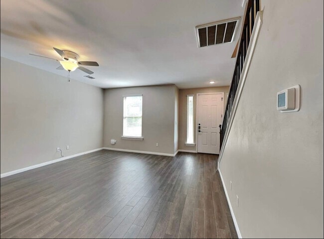 Photo - 178 Holly St