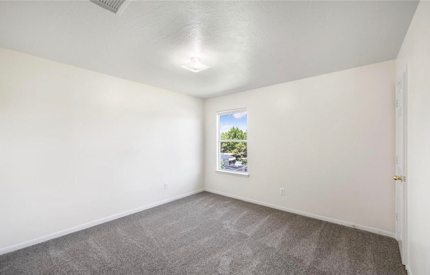 Photo - 19411 Kadabra Dr