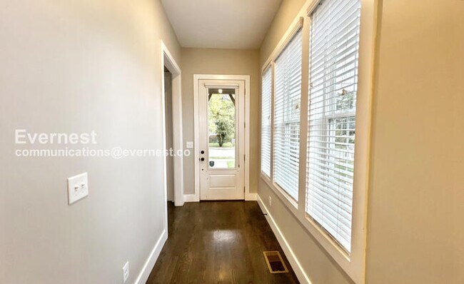 Photo - 1705 Cass St