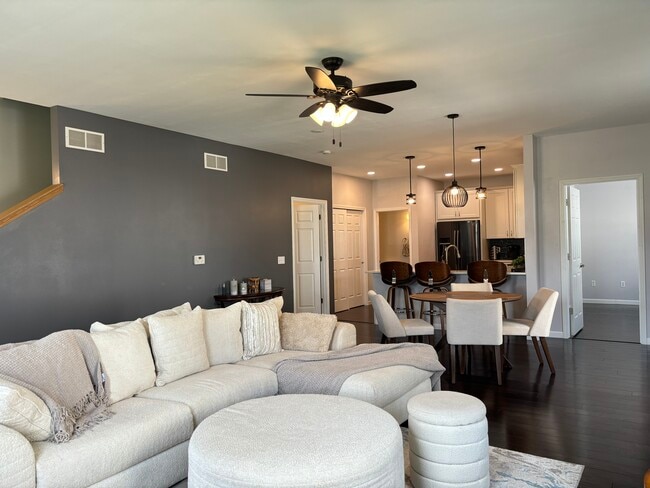 Photo - 3071 Providence St