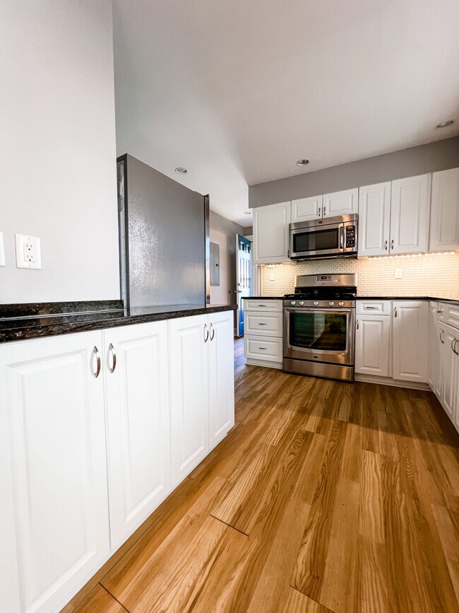 21 Jefferson St Unit 1