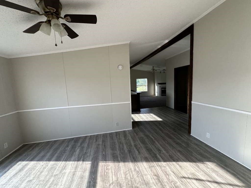 Photo - 102 Bailey St